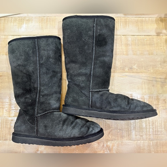 UGG Australia classic tall black boots 👢 - Picture 6 of 13